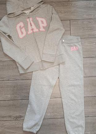 Спортивная одежда gap