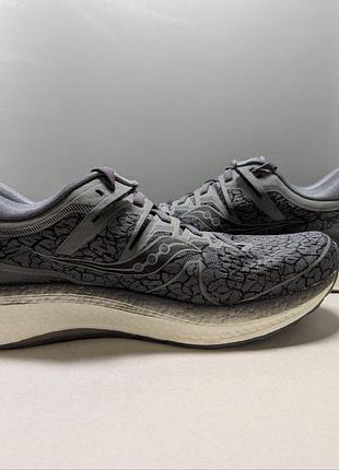 Мужские кроссовки saucony triumph iso 5 s20462-42 
размер us 8.5 eu 42