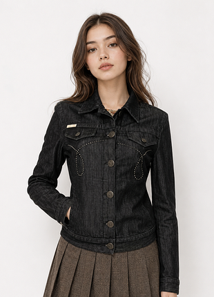 Джинсовая куртка, стрейчевая calvin klein.