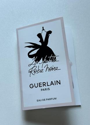Пробник парфумованої води guerlain la petite robe noire eau de parfum 1 мл