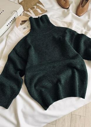Изумрудный свитер гольф 100% шерсть uniqlo