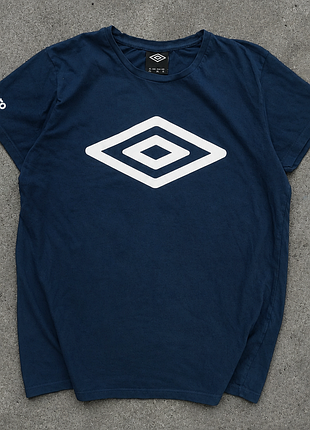 Футболка umbro синего цвета