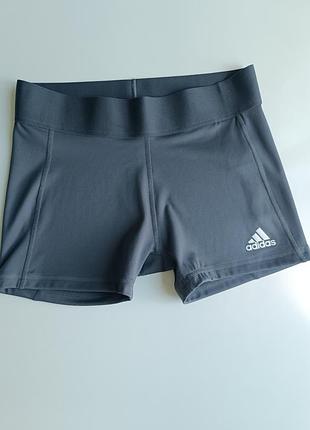 Фирменные женские спортивные шорты для тренировок adidas