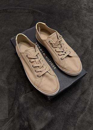 Жіночі кеди tommy hilfiger, оригінальні