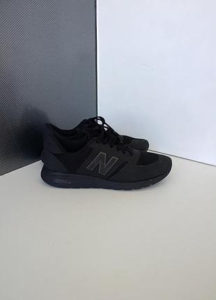 Жіночі кросівки new balance