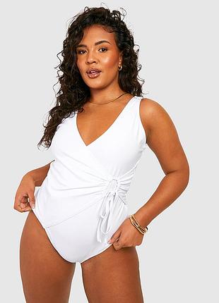 Красивый слитный купальник plus size на запах