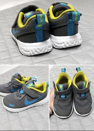 Оригінальні кросівки nike revolution