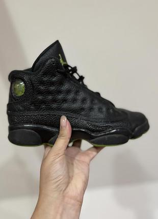 Культові баскетбольні кросівки nike air jordan 13 retro у кольорі "altitude" (чорний з яскраво-зеленими акцентами)
