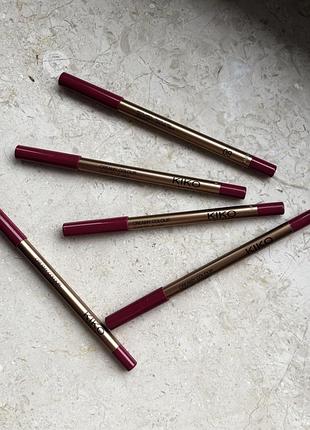 Олівець для губ creamy colour comfort lip liner kiko milano 09 відтінок