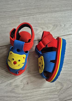 Детские яркие босоножки bobbi shoes 18