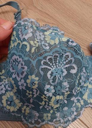 Мереживний бюстгальтер від бренду victoria's secret ( l8)