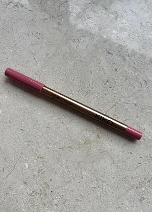 Kiko milano creamy colour comfort lip liner 03 powder pink олівець для губ