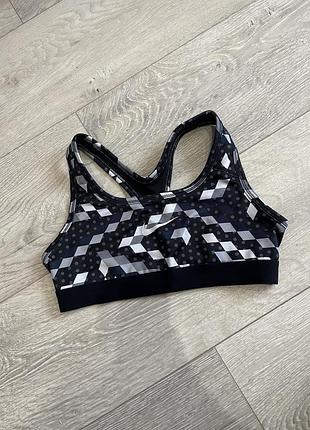 Спортивний топ nike