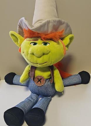 Dreamworks trolls world tour hickory plush: эта мягкая игрушка  персонажа хикори из мультфильма "тролли 2: мировой тур".
