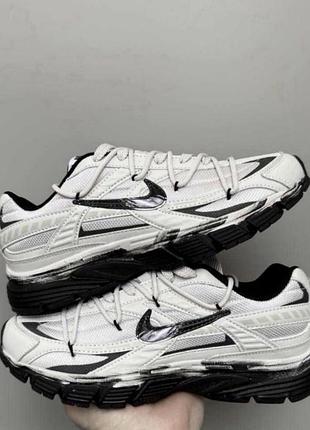 Кросівки nike initiator white