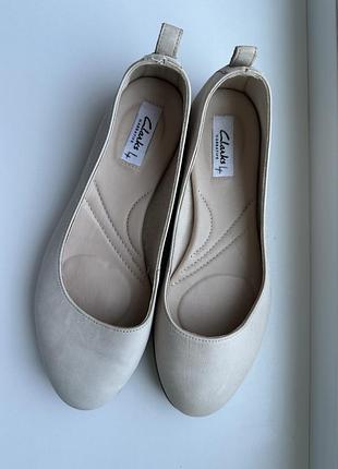 Оригінальні шкіряні туфлі лодочки балетки clarks 36