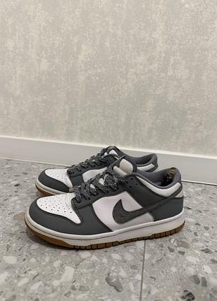 Жіночі nike dunk