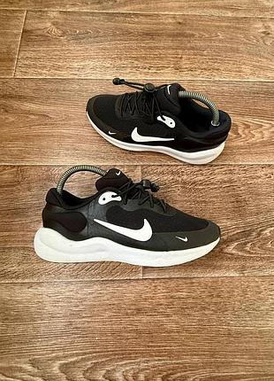 Жіночі кросівки nike revolution 7 ( 38 розмір , 24 см )