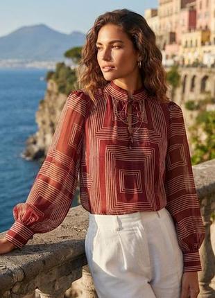 Шикарная легкая блузка блуза от h&amp;m м р-р с геометрическим белым узором и объемными рукавами
