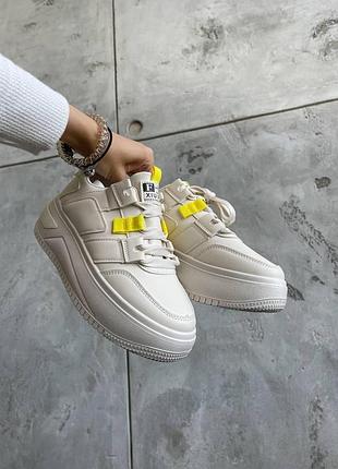 No brand