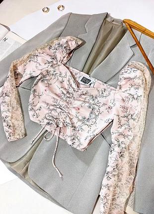 Блузочка/топ/блуза/блузка під сатин з мереживом на рукавах reclaimed vintage, на р. xxs/xs💔