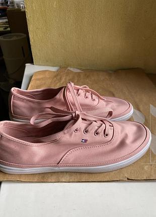 Кеди tommy hilfiger 39 размер