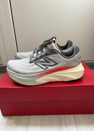 Продаю кросівки new balance розмір 42(26,5см)