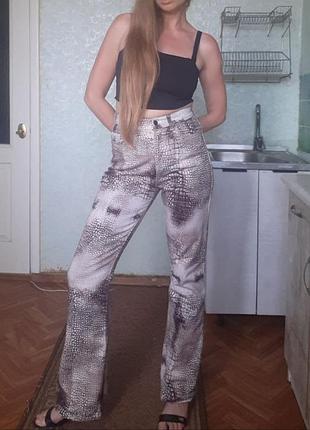 Джинси клеш зміїний принт reclaimed vintage - розмір m / l (w30)