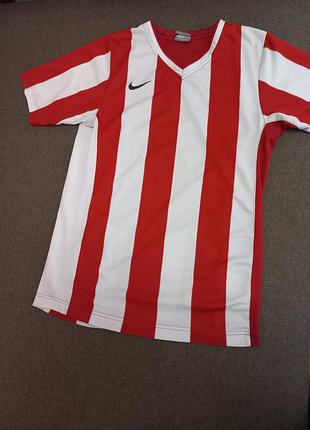 Спортивна футболка nike striped division