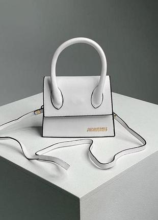 Сумка у стилі легендарних jacquemus