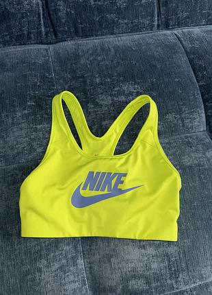Топ nike салатовий