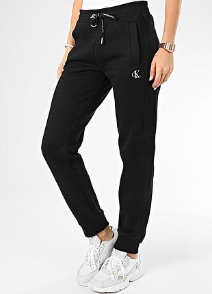 Круті фірмові штани джогери calvin klein