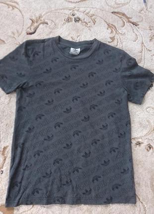 Adidas l-xl оригінальна футболка