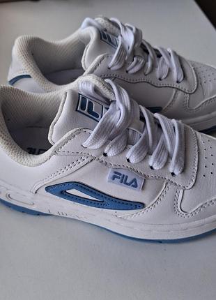 Кроссовки fila оригинал, детские 28р
