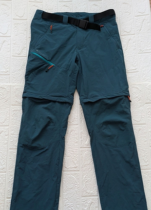 Треккинговые брюки-трансформеры бренда quechua (decathlon).