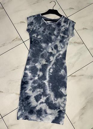 Женское облегающее силуэтное платье сарафан shein xs (34-36)
