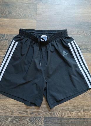 Adidas жіночі шорти