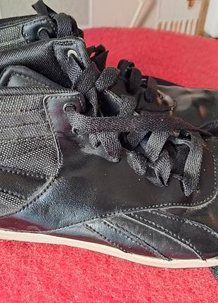 Кроссовки высокие reebok