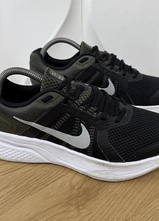 Оригінальні кросівки nike run swift 2