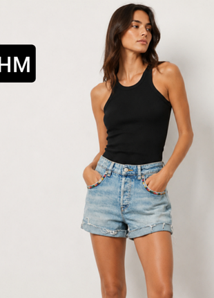 Шорты женские джинсовые мини голубого цвета от бренда hm boyfriend xs