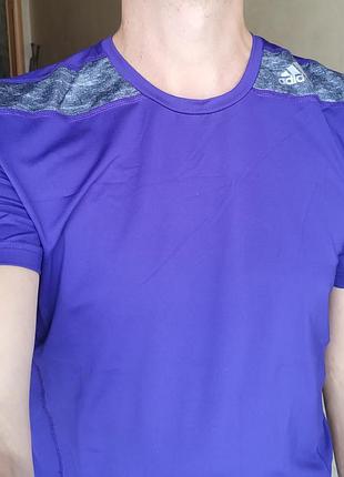 Нова технологічна чоловіча спортивна футболка adidas techfit fitted ss shkwv м f83189
