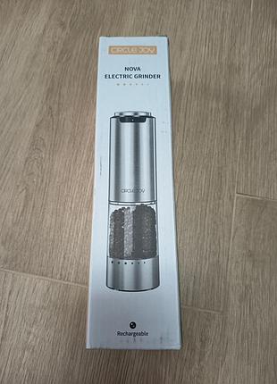 Электрическая блинница для соли и перца circle joy nova electric grinder (аккумуляторная, нерж. сталь)