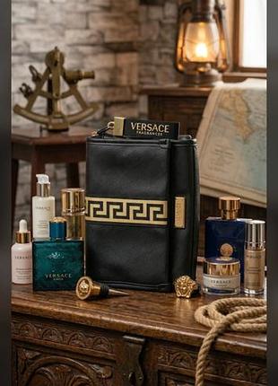 Косметичка/клатч versace нова