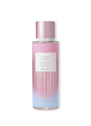 Парфумований спрей для тіла victorias secret velvet petals bliss 250 ml оригінал сша