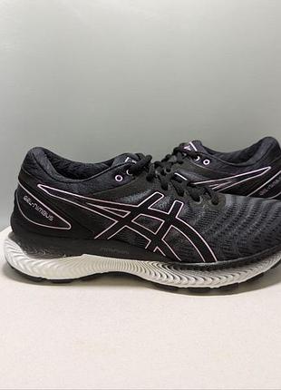 Женские кроссовки для бега asics gel-nimbus 22 1012a587-004
 размер us 7 eu 38