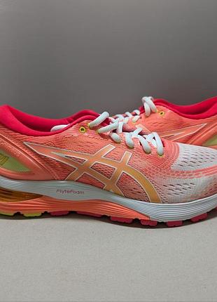 Жіночі кросівки для бігу asics gel-nimbus 21 1012a611-100 розмір us 7 eu 38