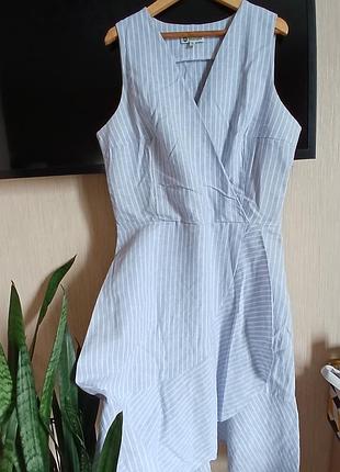 Платье из льна