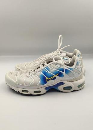Оригинальные кроссовки nike air max plus tn white/blue размер 41 (26 см) dx8962-100 (унисекс)