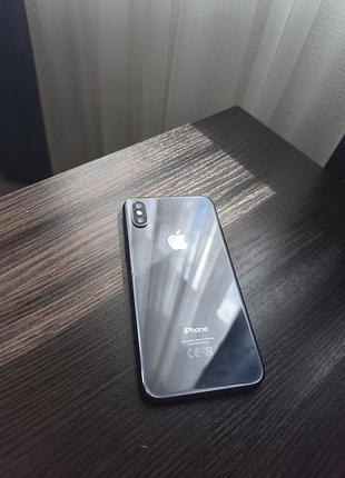Продам телефон iphone x 64 gb. аккумулятор 98%, в телефоне все функции исправны.