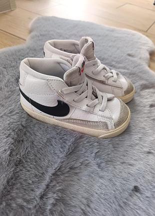 Кросівки nike blazer mid 77 розмір 25
